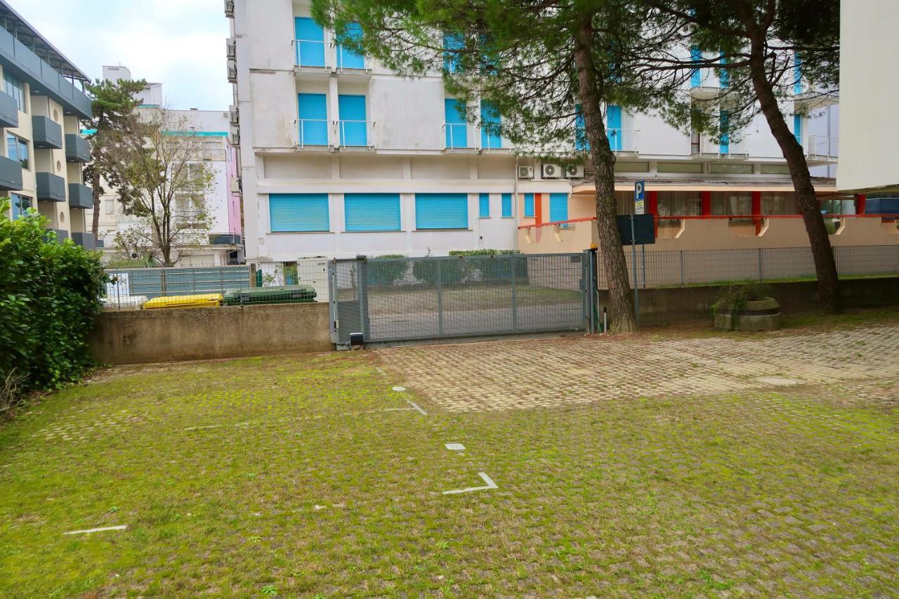 Grazioso Appartamento N 76 A 100Mt Dal Mare Bibione Exteriör bild