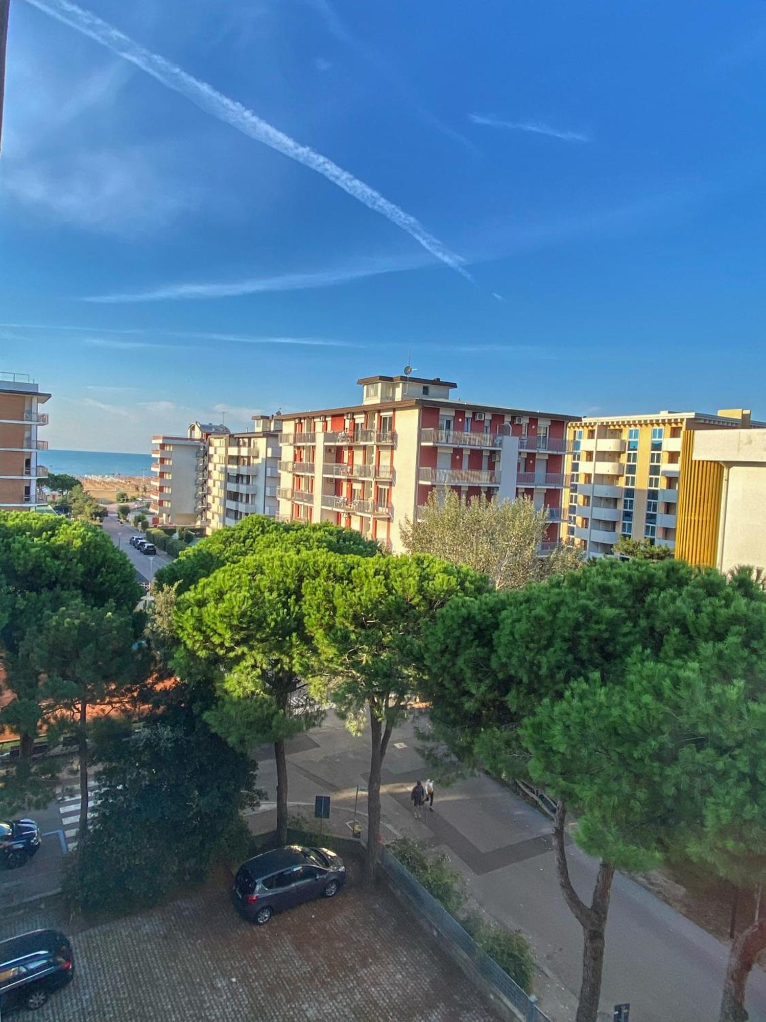 Grazioso Appartamento N 76 A 100Mt Dal Mare Bibione Exteriör bild